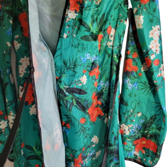 Pretty little thing  mini wrab dress - Picture 9 of 9